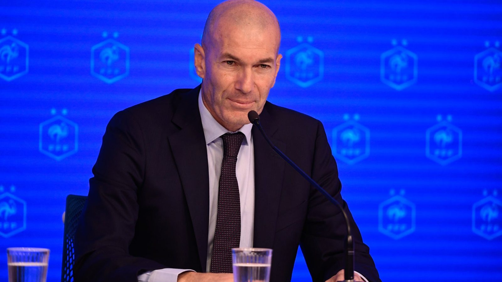 France : Zinédine Zidane prend officiellement les commandes des Bleus