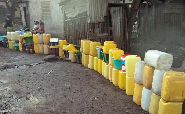 Conakry : la pénurie d'eau potable continue de perturber le quotidien des habitants