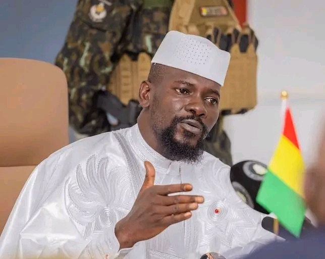 Guinée : le Président Mamadi Doumbouya nomme les Secrétaires Généraux des ministères
